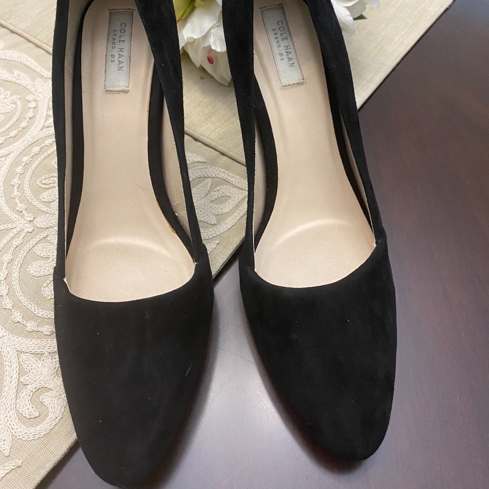 Cole Hann suede womens shoes 7.5